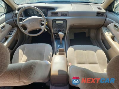 Zdjęcie 8 z 12 samochodu: 2000 TOYOTA CAMRY LE VIN:4T1BG22K3YU007670 - miniatura