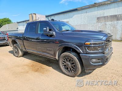Czwarte zdjęcie samochodu z boku: 2026 RAM 2500 LIMITED VIN:3C63R5SL3TG153504 - miniatura