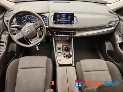 Zdjęcie 8 z 13 samochodu: 2025 NISSAN ROGUE SV VIN:5N1BT3BA6SC804131 - miniatura