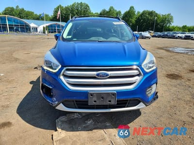 Piąte zdjęcie samochodu w środku: 2018 FORD ESCAPE SEL VIN:1FMCU9H91JUB63402 - miniatura