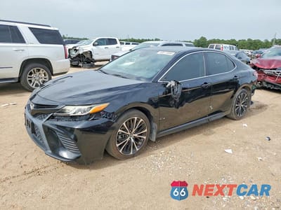 2019 TOYOTA CAMRY SE 4T1B11HK5KU829851 - główne zdjęcie licytacji z USA - miniatura