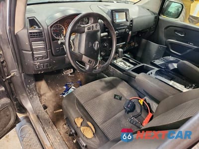 Zdjęcie 8 z 12 samochodu: 2015 NISSAN TITAN SV VIN:1N6AA0ECXFN506285 - miniatura