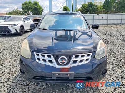 Piąte zdjęcie samochodu w środku: 2012 NISSAN ROGUE S VIN:JN8AS5MVXCW709249 - miniatura