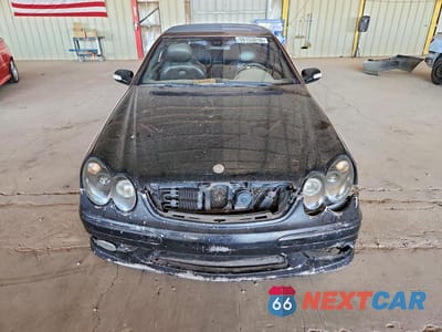 Piąte zdjęcie samochodu w środku: 2004 MERCEDES-BENZ CLK 55 AMG VIN:WDBTK76G44T031677 - miniatura