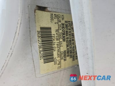 Zdjęcie 14 z 14 samochodu: 2011 NISSAN VERSA 1.8 S VIN:3N1BC1CP3BL362301 - miniatura