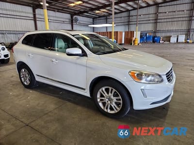 Czwarte zdjęcie samochodu z boku: 2015 VOLVO XC60 T5 PLATINUM VIN:YV440MDD2F2618422 - miniatura