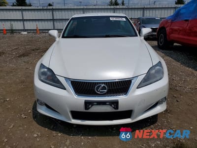 Piąte zdjęcie samochodu w środku: 2015 LEXUS IS 250 VIN:JTHFF2C26F2532625 - miniatura