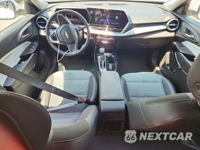 Zdjęcie 8 z 13 samochodu: 2025 CHEVROLET TRAX 1LT VIN:KL77LHEP3SC267450 - miniatura