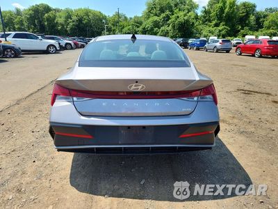 Zdjęcie 6 z 12 samochodu: 2025 HYUNDAI ELANTRA LIMITED VIN:KMHLN4DJ1SU139585 - miniatura