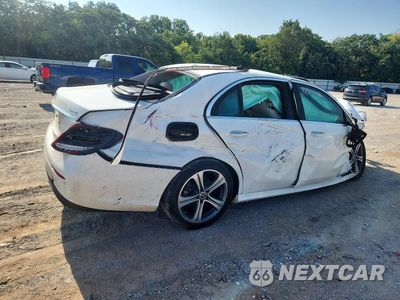 Trzecie zdjęcie samochodu z tyłu: 2017 MERCEDES-BENZ E 300 4MATIC VIN:WDDZF4KB8HA260475 - miniatura