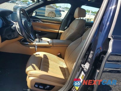 Zdjęcie 7 z 12 samochodu: 2018 BMW 750 XI VIN:WBA7F2C59JB238674 - miniatura