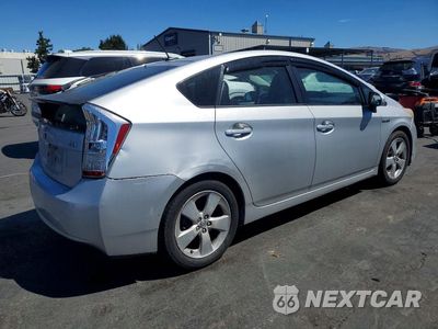 Trzecie zdjęcie samochodu z tyłu: 2010 TOYOTA PRIUS V VIN:JTDKN3DU3A0121034 - miniatura