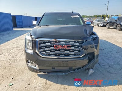 Piąte zdjęcie samochodu w środku: 2018 GMC YUKON XL DENALI VIN:1GKS2HKJ0JR400665 - miniatura