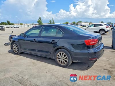 Drugie zdjęcie samochodu z przodu: 2015 VOLKSWAGEN JETTA SE VIN:3VWD07AJ5FM326543 - miniatura