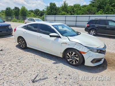Czwarte zdjęcie samochodu z boku: 2018 HONDA CIVIC EX VIN:19XFC2F72JE032085 - miniatura