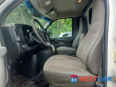 Zdjęcie 7 z 14 samochodu: 2012 CHEVROLET EXPRESS 1500 DELIVERY VAN VIN:1GCSGAFX1C1115185 - miniatura