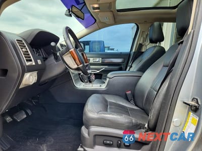 Zdjęcie 7 z 13 samochodu: 2007 LINCOLN MKX VIN:2LMDU88C17BJ29943 - miniatura