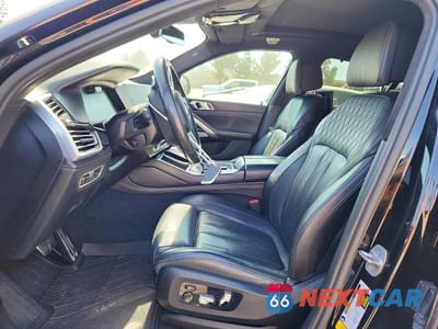 Zdjęcie 7 z 12 samochodu: 2020 BMW X6 M50I VIN:5UXCY8C02L9D51073 - miniatura
