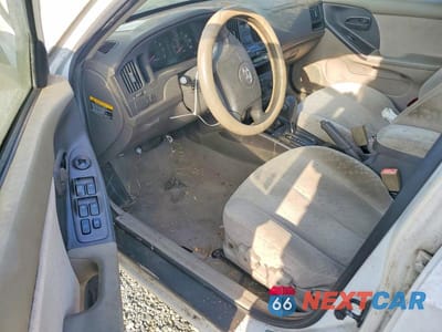 Zdjęcie 8 z 12 samochodu: 2004 HYUNDAI ELANTRA GLS VIN:KMHDN46D94U724901 - miniatura