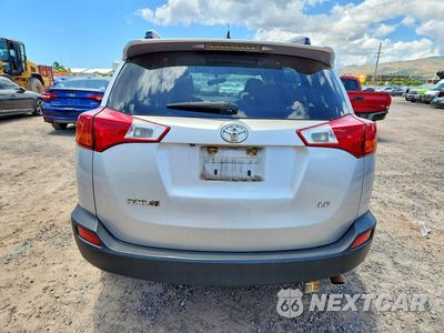 Zdjęcie 6 z 13 samochodu: 2015 TOYOTA RAV4 LE VIN:JTMZFREV6FJ032713 - miniatura