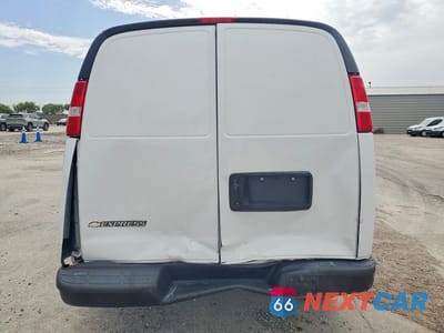 Zdjęcie 6 z 13 samochodu: 2023 CHEVROLET EXPRESS G2500 VIN:1GCWGAFP6P1115898 - miniatura