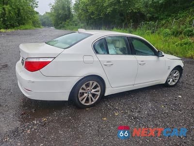 Trzecie zdjęcie samochodu z tyłu: 2010 BMW 535 XI VIN:WBANV9C52AC391930 - miniatura