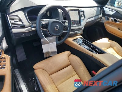 Zdjęcie 8 z 12 samochodu: 2024 VOLVO XC90 ULTIMATE VIN:YV4H60CF8R1244808 - miniatura