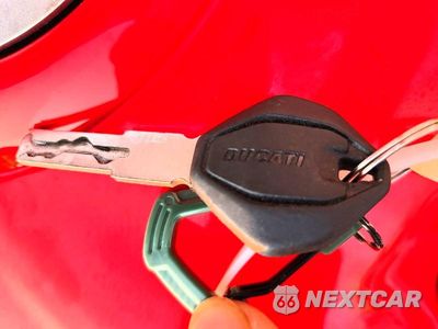 Zdjęcie 8 z 9 samochodu: 2024 DUCATI PANIGALE V4S VIN:ZDMDAGWW7RB009349 - miniatura