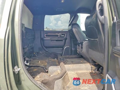 Zdjęcie 10 z 12 samochodu: 2021 RAM 3500 LARAMIE VIN:3C63RRJL5MG551758 - miniatura