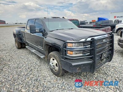 Czwarte zdjęcie samochodu z boku: 2015 CHEVROLET SILVERADO K3500 LTZ VIN:1GC4K0C88FF118560 - miniatura