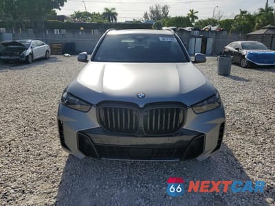 Piąte zdjęcie samochodu w środku: 2025 BMW X5 SDRIVE 40I VIN:5UX13EU03S9W63000 - miniatura