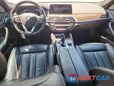 Zdjęcie 8 z 12 samochodu: 2018 BMW 540 I VIN:WBAJE5C58JWA93066 - miniatura