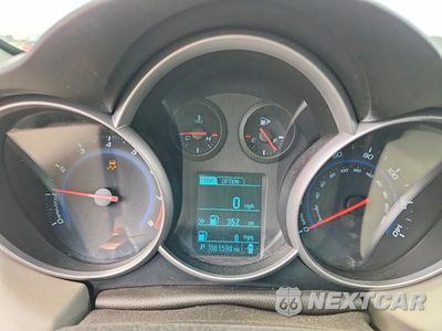 Zdjęcie 9 z 13 samochodu: 2013 CHEVROLET CRUZE LS VIN:1G1PA5SH6D7325933 - miniatura