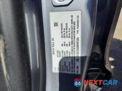 Zdjęcie 12 z 12 samochodu: 2025 TESLA MODEL 3 VIN:5YJ3E1EAXSF897354 - miniatura