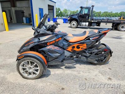 Trzecie zdjęcie samochodu z tyłu: 2010 CAN-AM SPYDER ROADSTER RS VIN:2BXJAWA1XAV000078 - miniatura