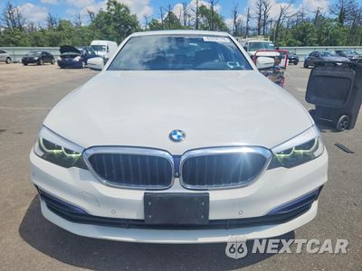 Piąte zdjęcie samochodu w środku: 2019 BMW 530 XI VIN:WBAJA7C57KWW48109 - miniatura