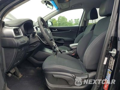 Zdjęcie 7 z 13 samochodu: 2019 KIA SORENTO LX VIN:5XYPG4A37KG532417 - miniatura