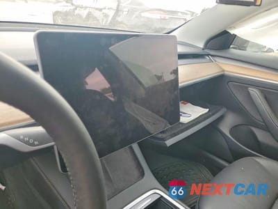 Zdjęcie 9 z 12 samochodu: 2023 TESLA MODEL 3 VIN:5YJ3E1EA2PF506821 - miniatura