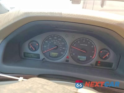 Zdjęcie 9 z 12 samochodu: 2003 VOLVO S80 VIN:YV1TS92D431317574 - miniatura