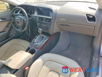 Zdjęcie 8 z 12 samochodu: 2010 AUDI A5 PRESTIGE VIN:WAUVKAFR7AA006155 - miniatura