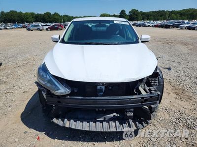Piąte zdjęcie samochodu w środku: 2018 NISSAN SENTRA S VIN:3N1AB7APXJY335280 - miniatura