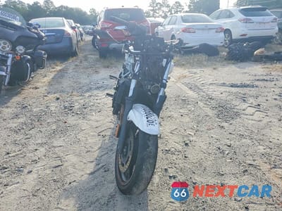 Drugie zdjęcie samochodu z przodu: 2012 YAMAHA FZ6 R VIN:JYARJ18E5CA009412 - miniatura