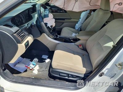 Zdjęcie 7 z 12 samochodu: 2016 HONDA ACCORD EX VIN:1HGCR2F74GA147768 - miniatura