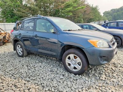 Czwarte zdjęcie samochodu z boku: 2010 TOYOTA RAV4 BASE VIN:JTMJF4DV1A5022643 - miniatura