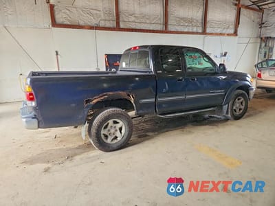 Trzecie zdjęcie samochodu z tyłu: 2000 TOYOTA TUNDRA SR5 VIN:5TBBT4410YS057360 - miniatura