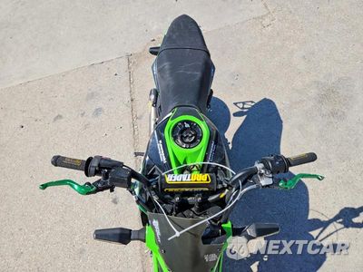Piąte zdjęcie samochodu w środku: 2017 KAWASAKI BR125 J VIN:JKABRRJ17HDA05000 - miniatura