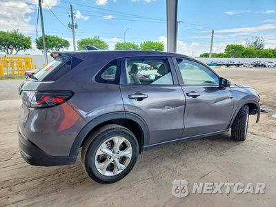 Trzecie zdjęcie samochodu z tyłu: 2025 HONDA HR-V LX VIN:3CZRZ1H35SM758752 - miniatura