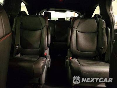 Zdjęcie 10 z 14 samochodu: 2025 TOYOTA SIENNA XSE VIN:5TDDSKFC6SS187012 - miniatura