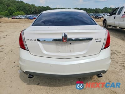 Zdjęcie 6 z 12 samochodu: 2011 LINCOLN MKS VIN:1LNHL9ER2BG610638 - miniatura