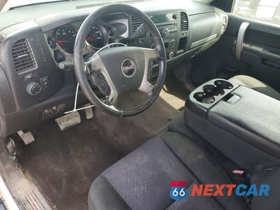 Zdjęcie 8 z 12 samochodu: 2011 GMC SIERRA K2500 SLE VIN:1GT220CG0BZ265995 - miniatura